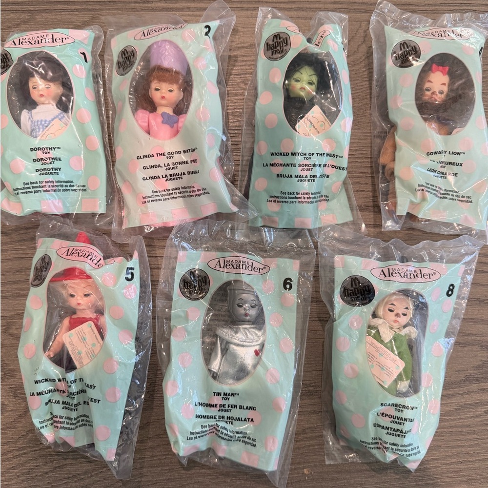 Madame Alexander Wizard of Oz McDonalds happy meal dolls UNOPENED SET OF 7!